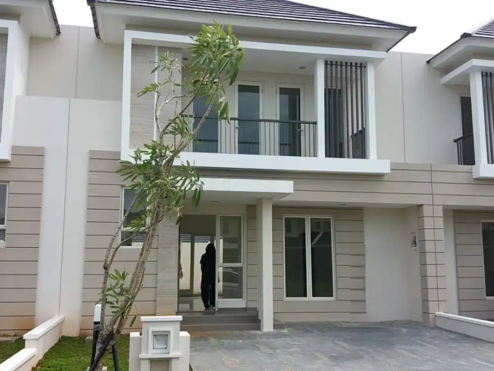 Rumah Renov 2 Lantai di Giri Suvarana Sutera Tangerang 1K90006O