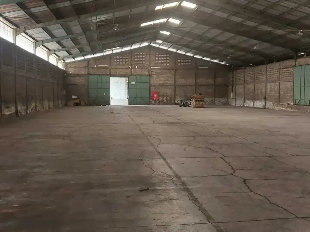 DISEWAKAN CEPAT GUDANG INDUSTRI 2020MTR AKSES KONTAINER 40FT CITEUREP CIBINONG