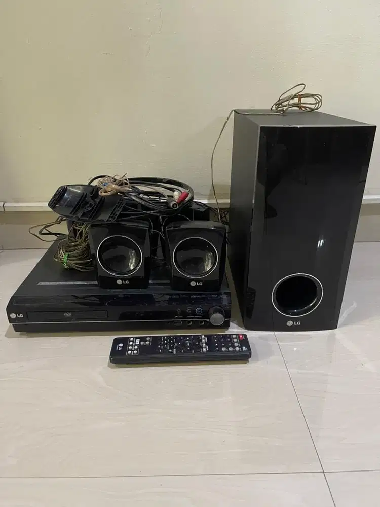 Dvd/radio/USB player dan speaker LG