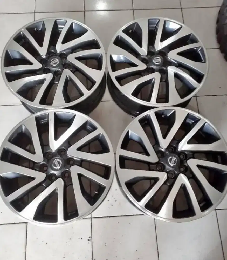 velg Navara R18 Original Nissan Navara,Terra,dkk