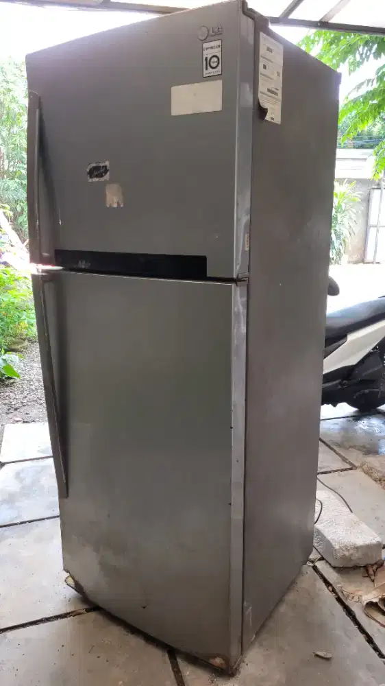 KULKAS LG 2 PINTU