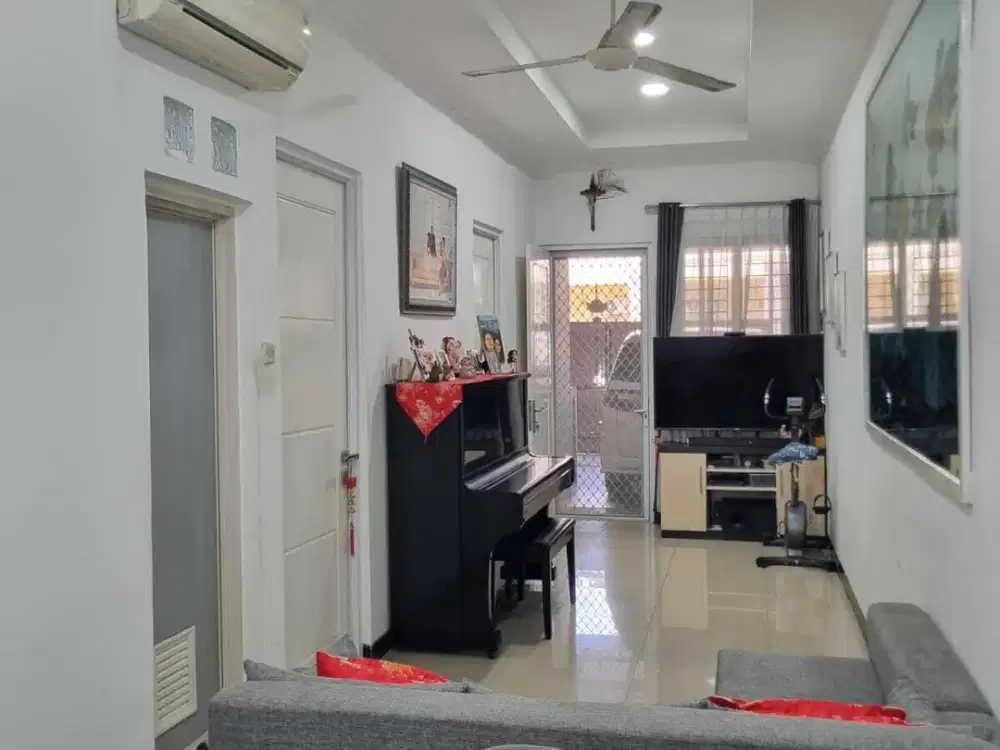 Rumah Sunter modern Minimalis 70m²