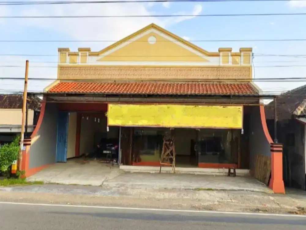 Ruang Usaha dan Rumah Tinggal Strategis Dekat Kampus UMS Sukoharjo