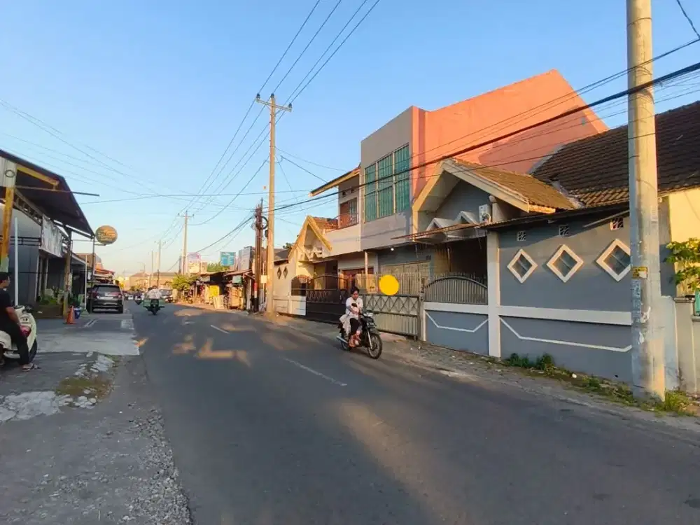 Jual Rumah Pinggir Jalan Raya Condongcatur JOGJA, harga 975jt