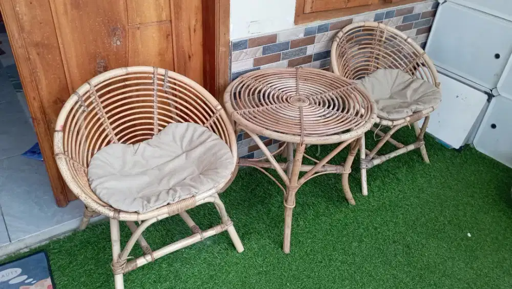 1 set kursi teras kerang