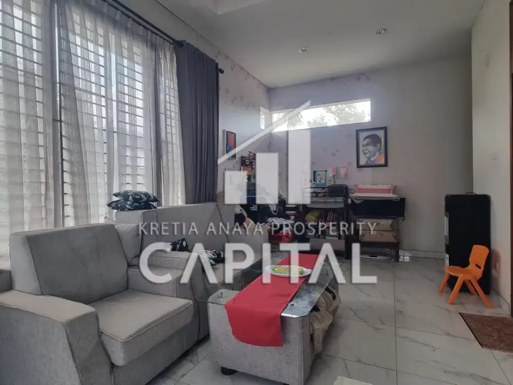 RUMAH SEMI FURNISH DENGAN POSISI HOOK TERAWAT DAN SIAP HUNI DI TATAR JINGGANAGARA KOTA BARU PARAHYANGAN