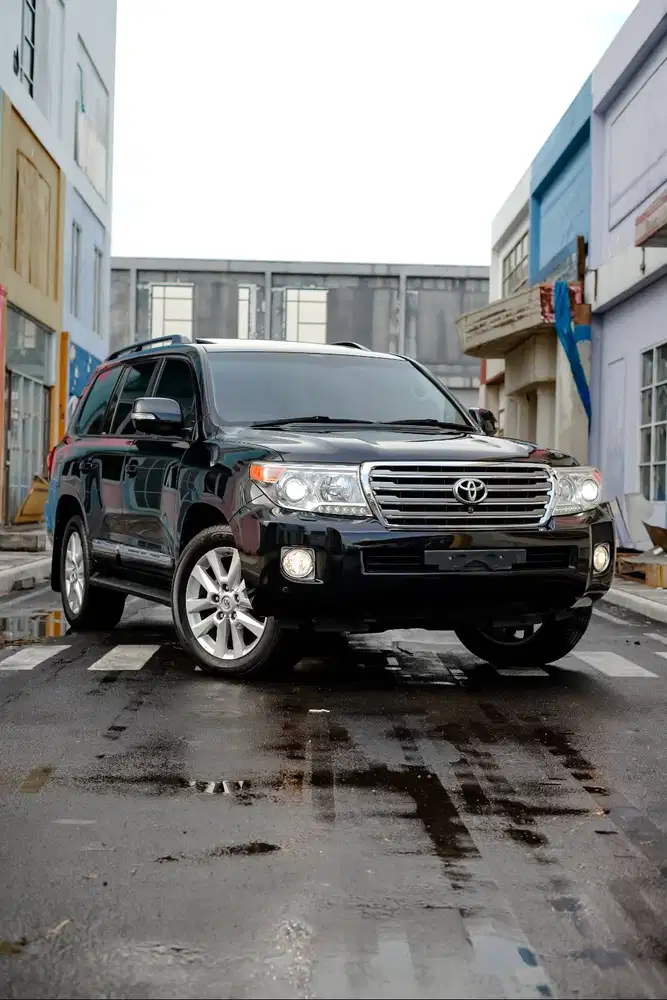 2013 123 Rb KM LAND CRUISER 200  FULL SPEC OTO 888