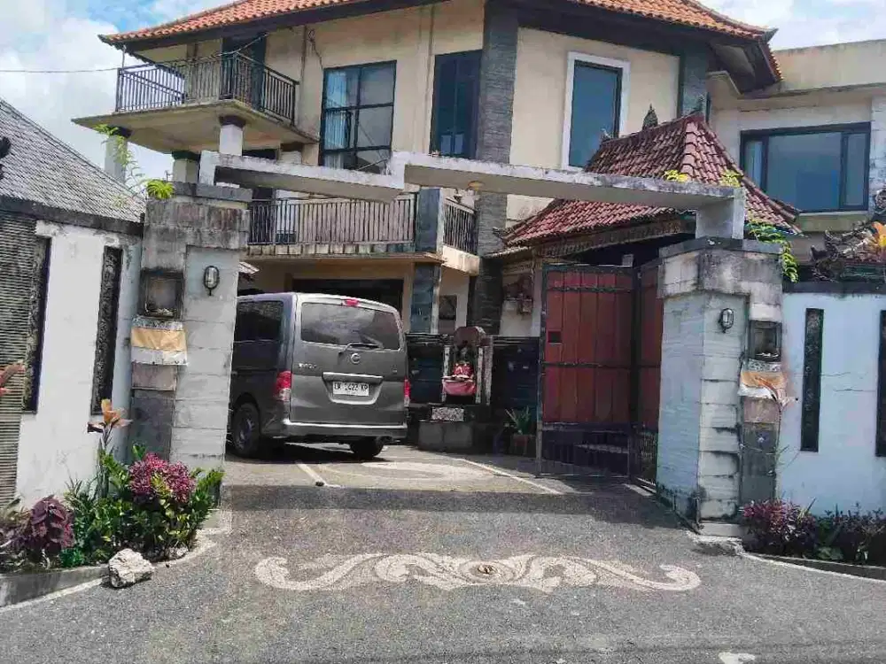 disewakan rumah di puri ungasan view GWK bali