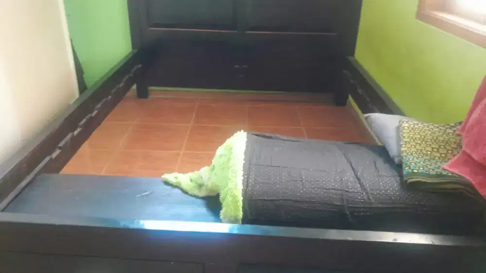 Dipan Jati dan sofa informa