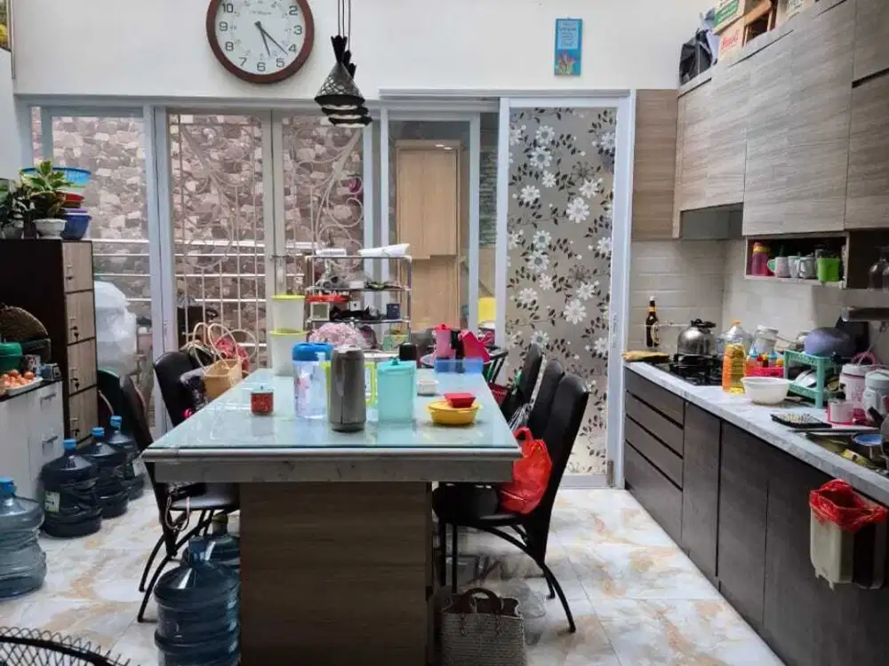 Rumah Green Lake City 2 Lantai Sudah Renovasi 6 x 18 Jual Cepat!