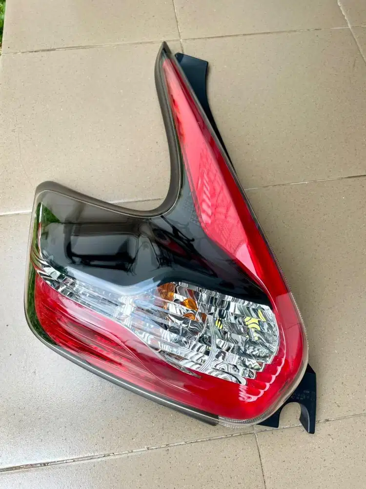 Stoplamp nissan juke facelift revolt original