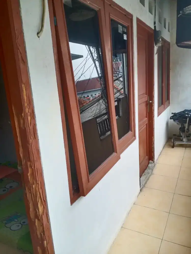 kos-kos wanita/karyawan