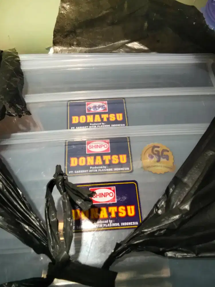 Bok donat kecil dan besar