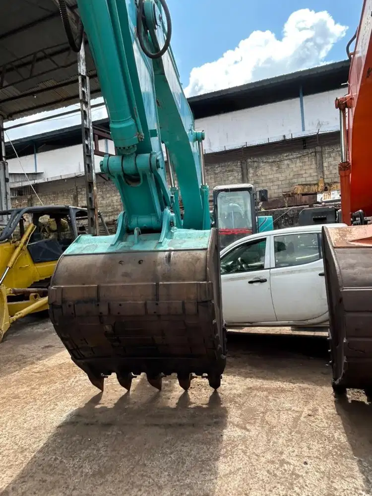 Excavator kobelco SK 330 thn 2018