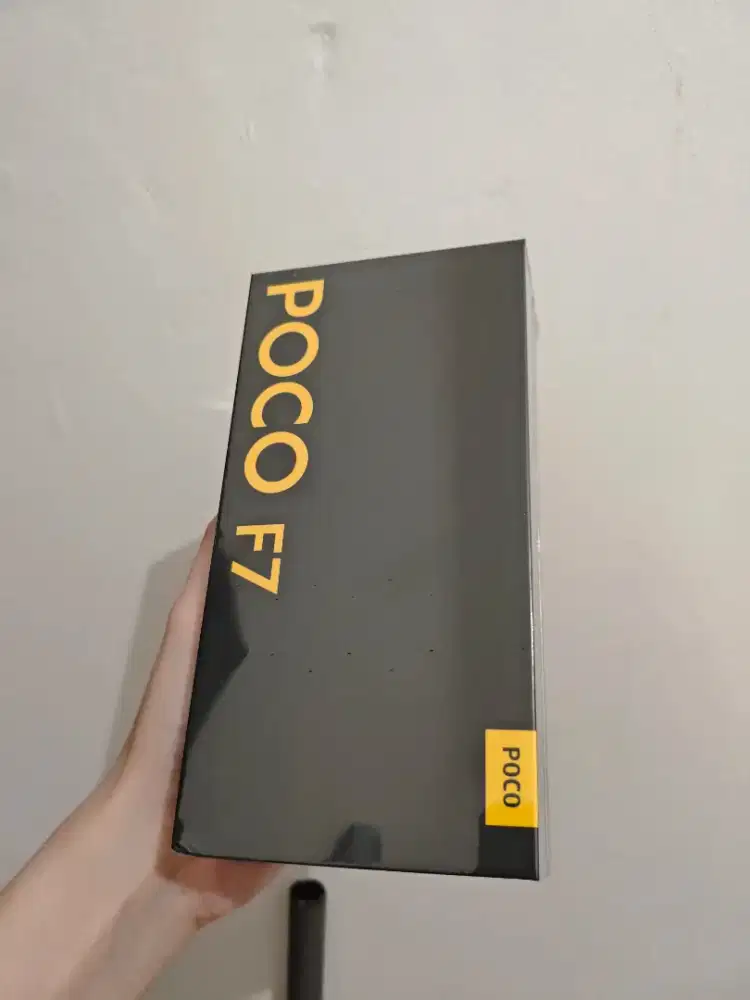 NEW Poco F7 Silver 5G 12/512gb (Garansi Resmi Indonesia 15 Bulan)