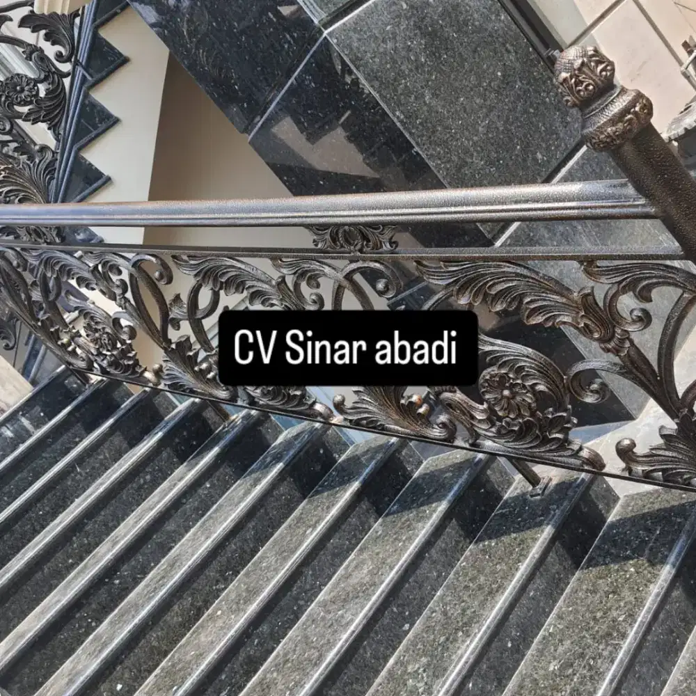 Reling balkon besi tempa model full klasik