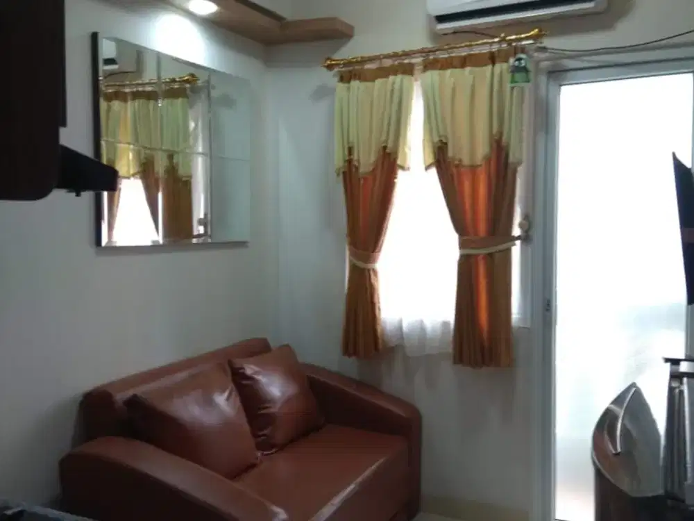 Apartemen the green pramuka city 2 kamar furnish tower Bougenville