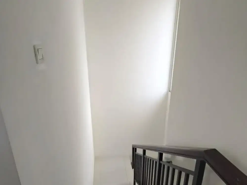 RUMAH KOSONGAN SIAP HUNI CLUSTER RIVIERA GADING SERPONG TANGERANG - IG