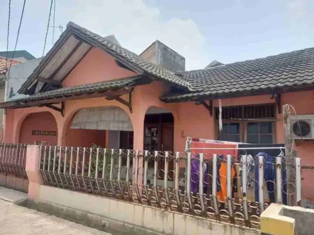 Rumah Second di Perum Bintara Jaya 3 Bebas Banjir