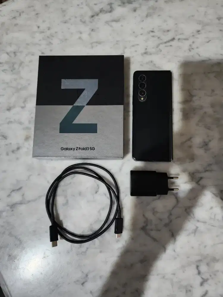 Samsung Galaxy Fold 3, 100% Normal, (Bisa TT/Barter)