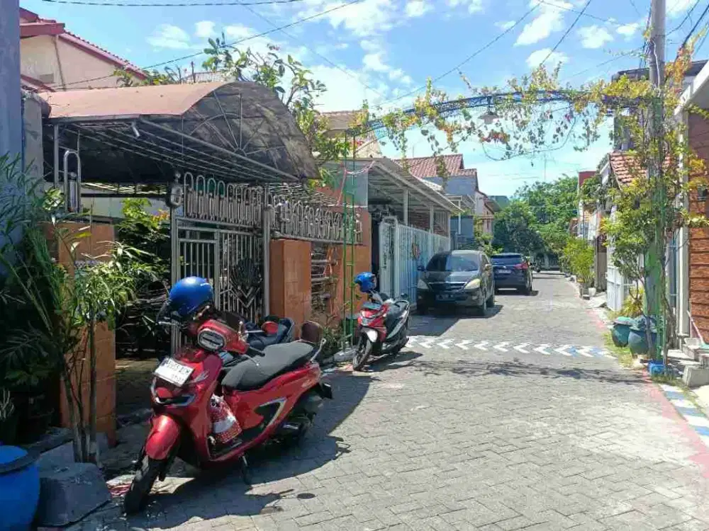 Rumah 1.5 Lantai Platuk Donomulyo Sidotopo Wetan Kec Kenjeran Surabaya