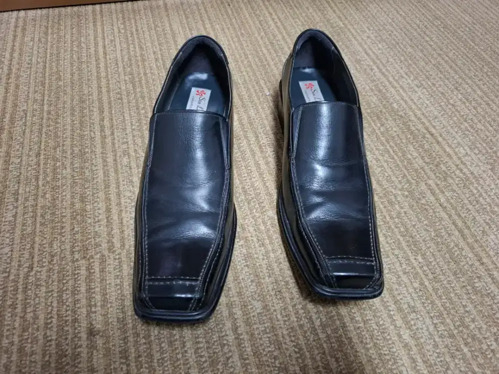 Sepatu Pantofel Kulit Asli Sin Lie Seng