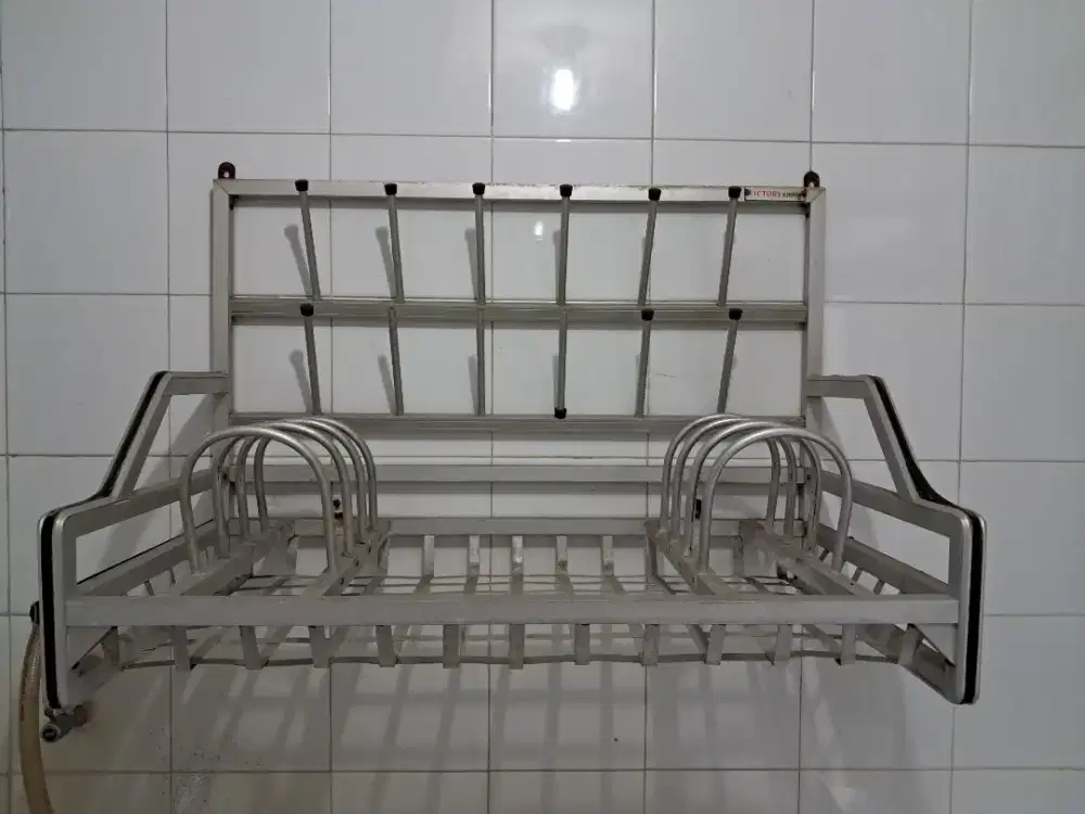 Rak piring aluminium