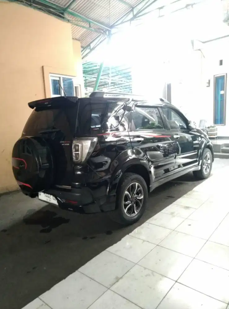 DP 13 JT Toyota Rush S TRD ULTIMO Manual 2017 Hitam