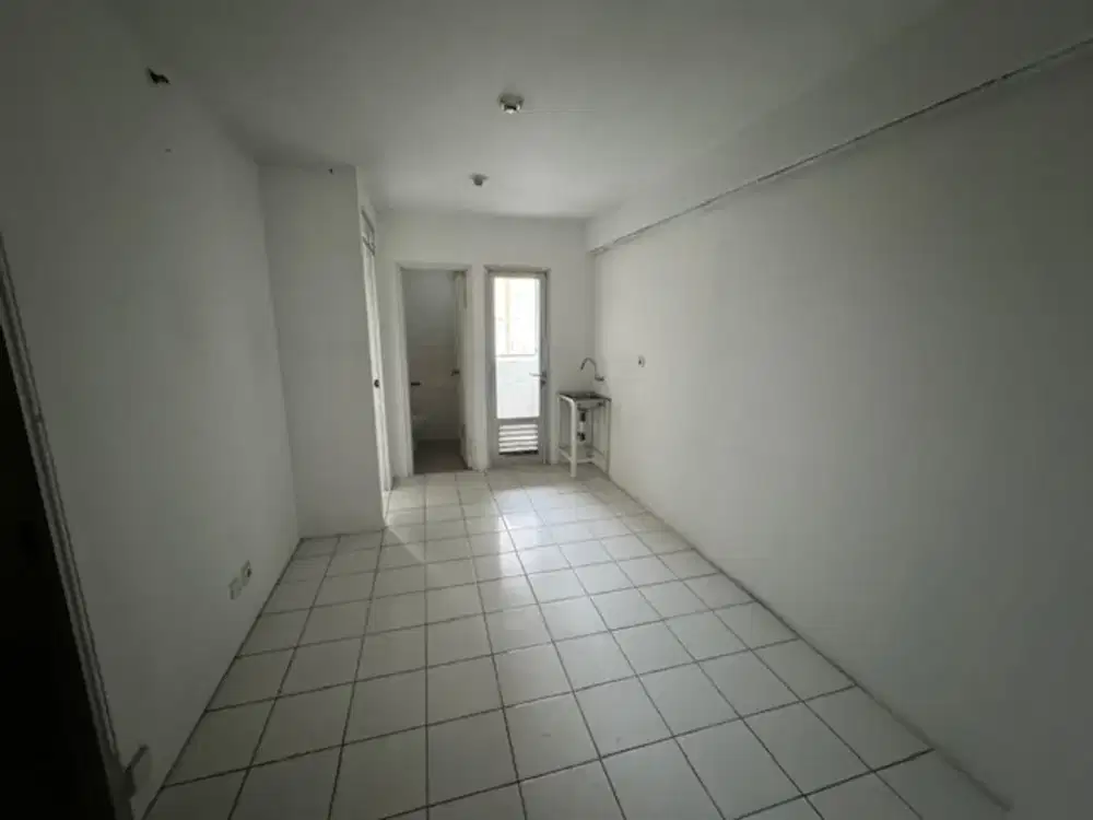 Apartemen Gading Nias 2 Kamar Kosongan View Lepas ke Mal