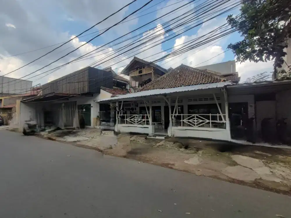 Lelang rumah pusat kota kebon pisang bandung