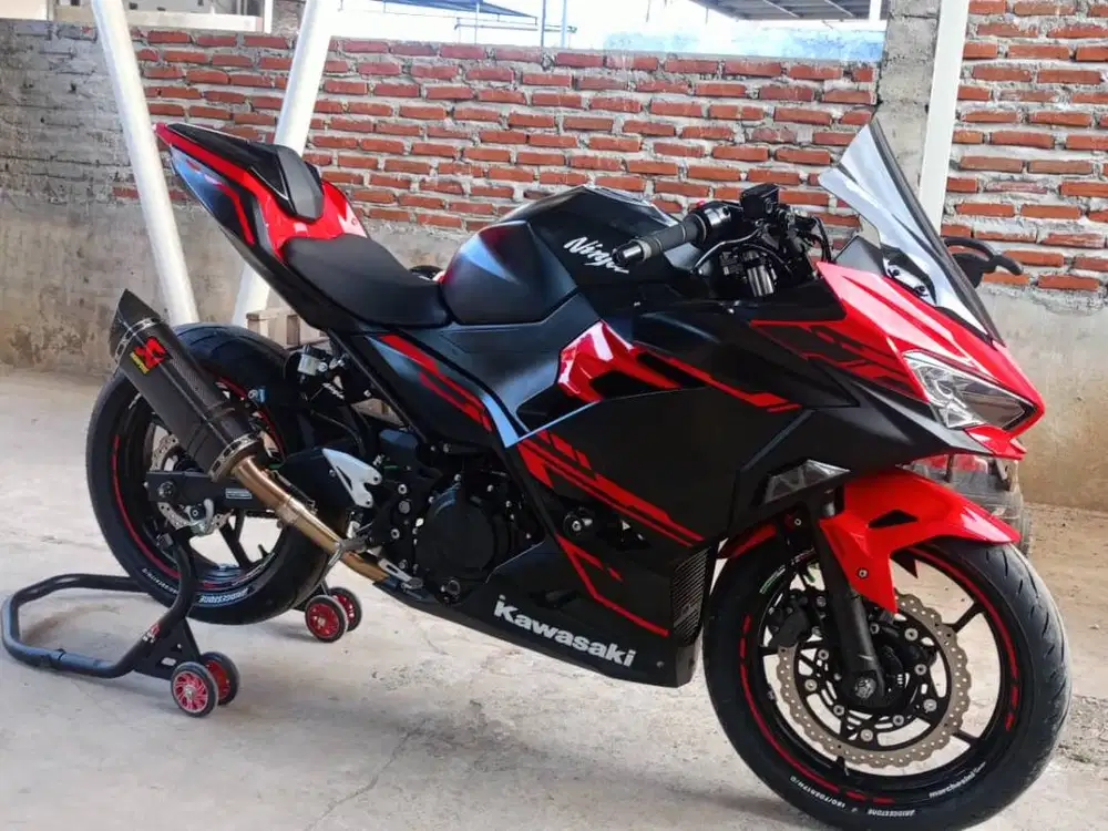 NEW NINJA 250 2019