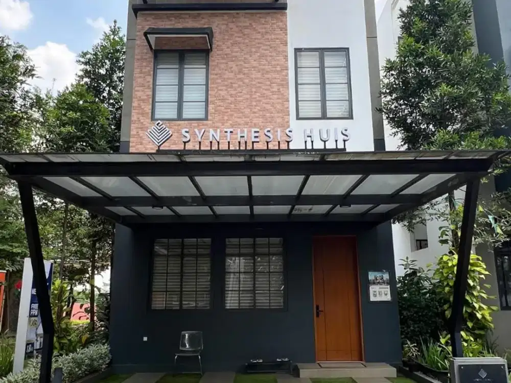 Di Jual Rumah Cantik Strategis 3 Lantai Type passa