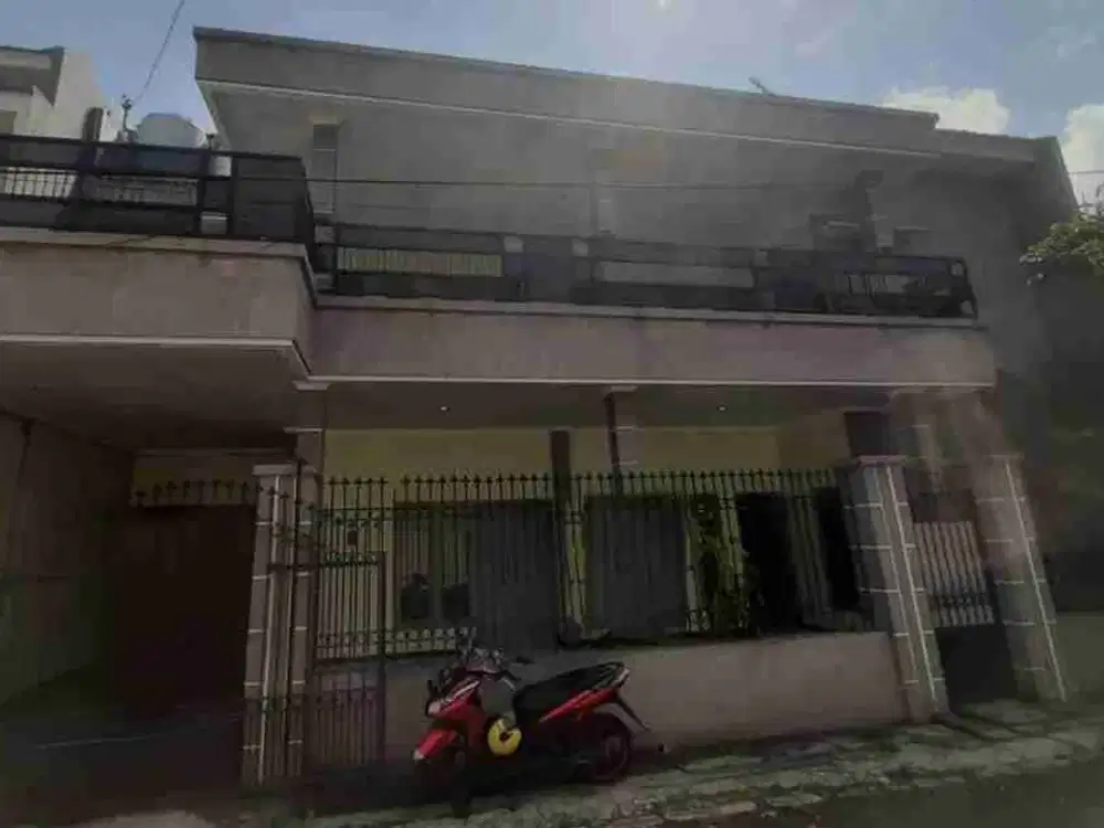 Dijual rumah banyak kamar dan deket Ub cocok untuk kos2an atau tempat tinggal