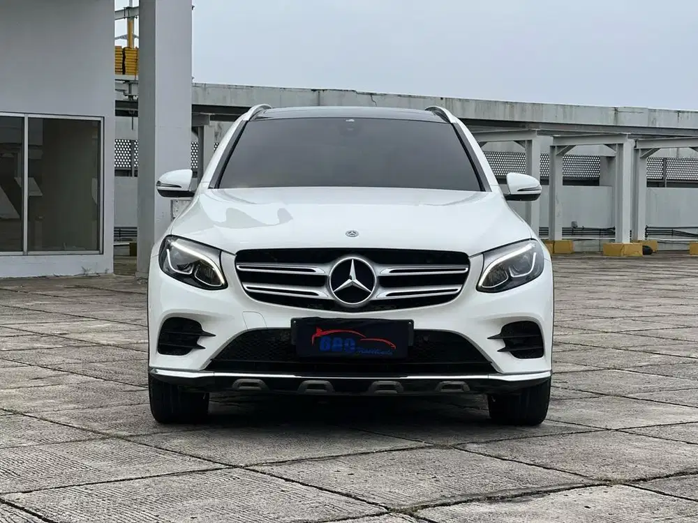 AMG GLC200 Panoramic 2019 nik 2018