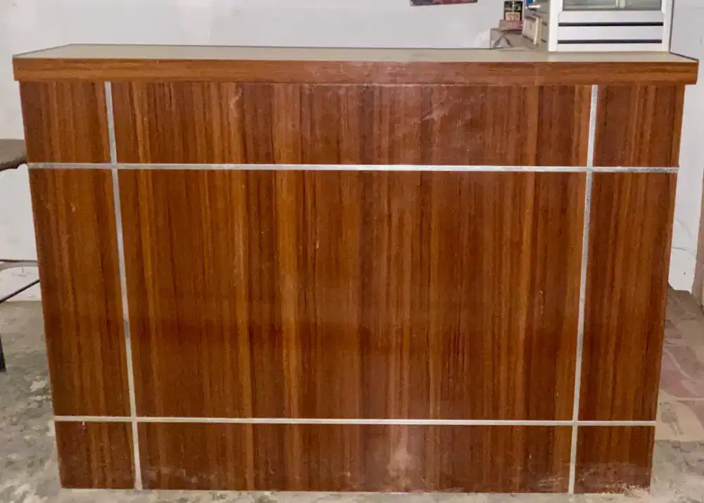 Meja Kasir Serbaguna