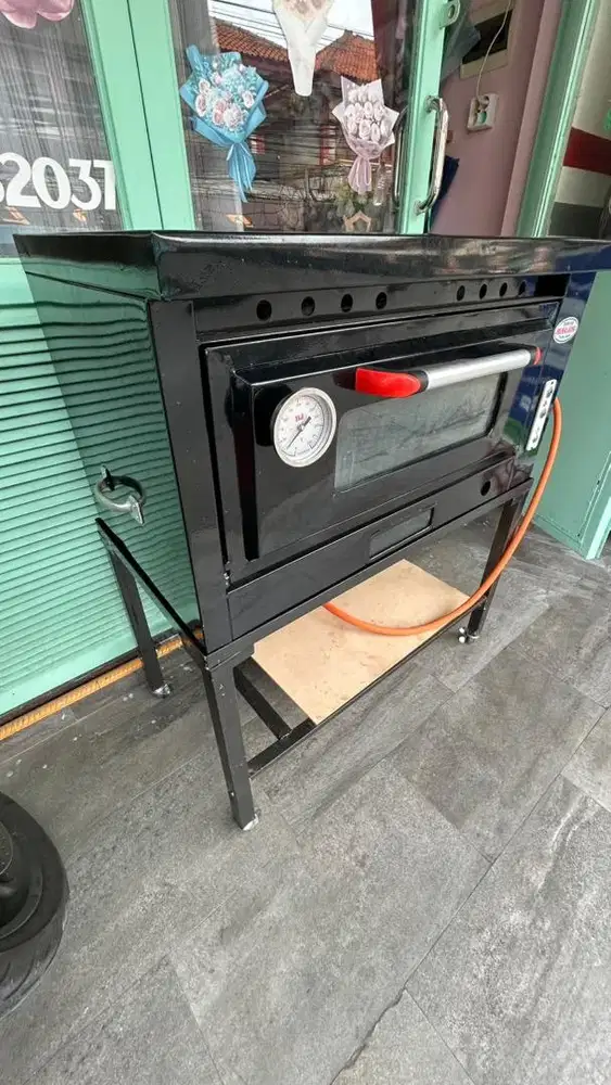 Oven bekas merk Bima jaya