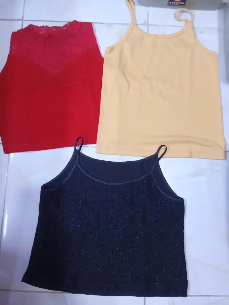 Preloved tanktop wanita 3pcs borongan