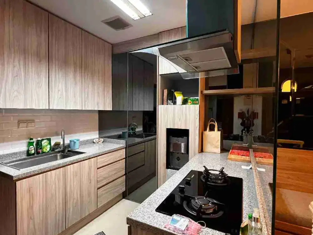 l condominium Greenbay Pluit