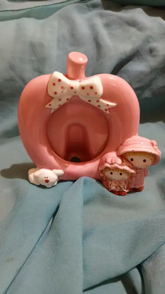 Diborongkan 3 buah pajangan keramik