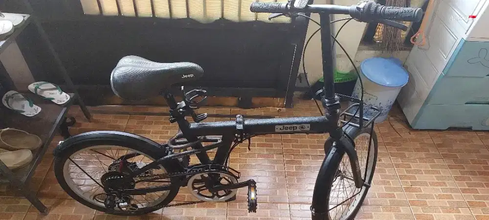 Sepeda lipat Folding bike Jeep 20 inch warna hitam prelove