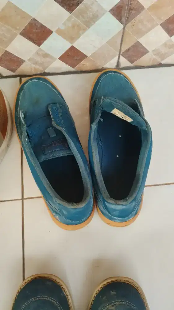 Sepatu bekas segala merk vans dc Adidas league ukuran 43 - 44