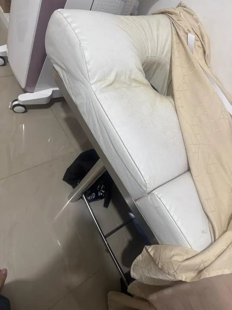 Tempat Tidur Facial salon/ klinik kecantika