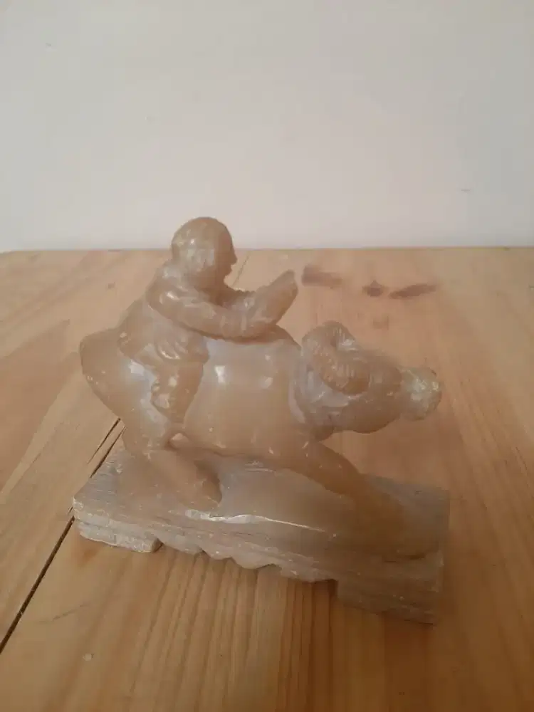 Panjangan kerbau marmer