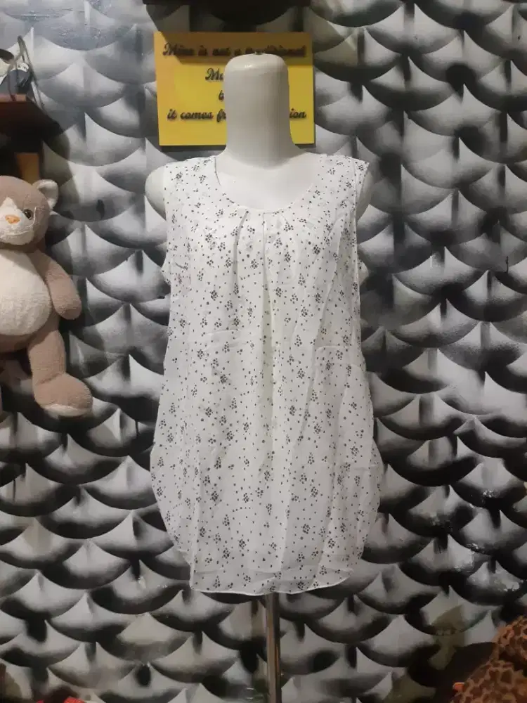 Blouse kutung sifon polka blink2 preloved tjap karoeng