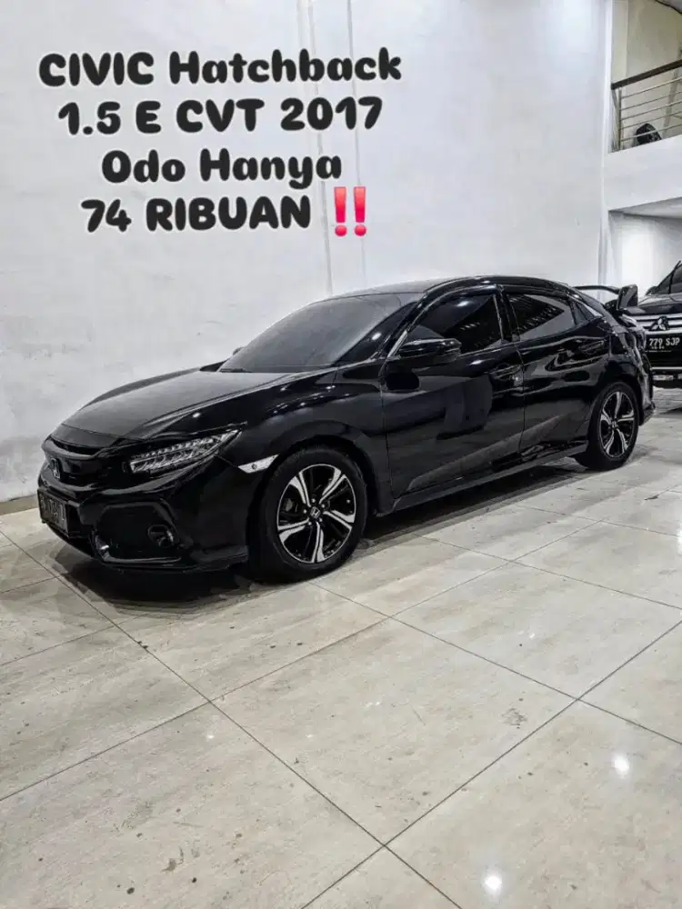 CIVIC HATCHBACK 1.5 E Automatic 2017 / 2018 hitam turbo honda