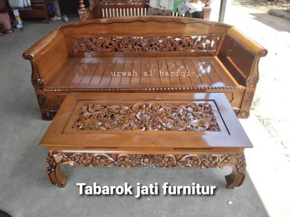 Bale2 ukiran dan meja ketapang, bahan kayu jati tua