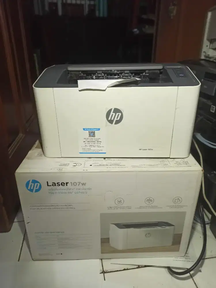 hp LaserJet 107W bisa Wi-Fi normal komplit dus CD kabel USB dan power