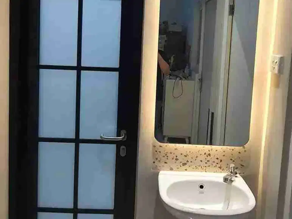 Dijual Cepat Rumah HARGA DIBAWAH PASAR, Perumahan Wisata Semanggi