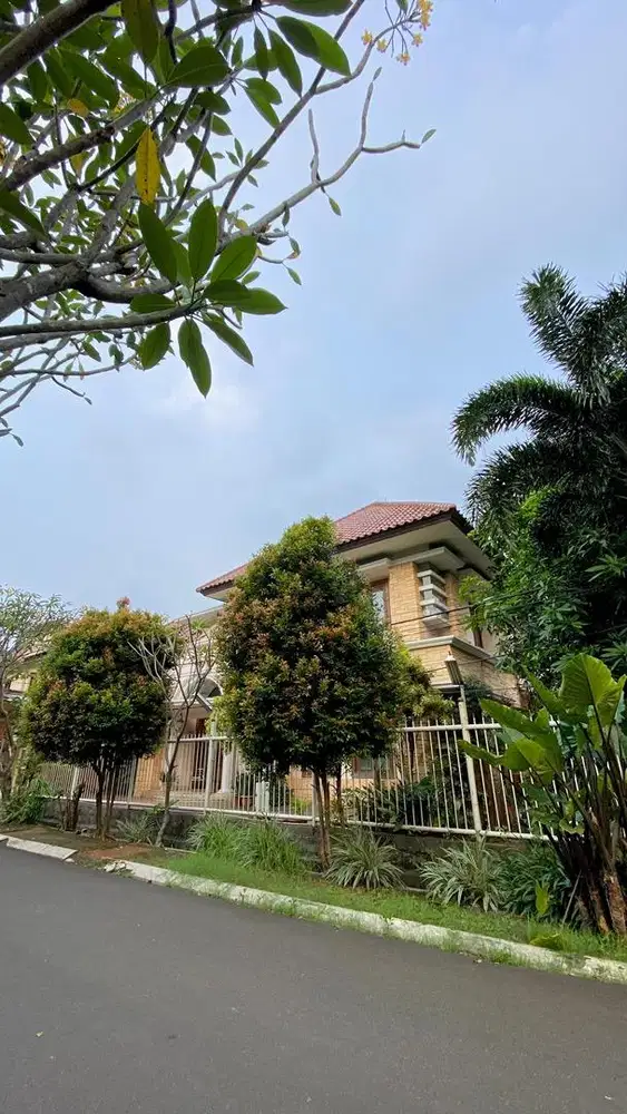 Dijual Rumah Mewah Di Sektor 1 Bintaro Jakarta Selatan