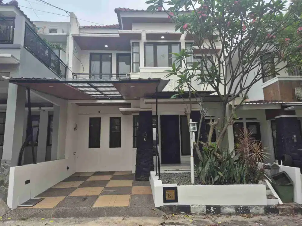 DIJUAL CEPAT RUMAH 2 LANTAI DI DALAM PERUMAHAN